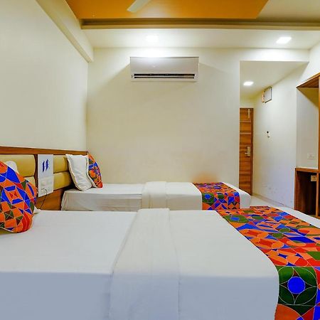 Fabhotel Ramjis Residency 나식 외부 사진