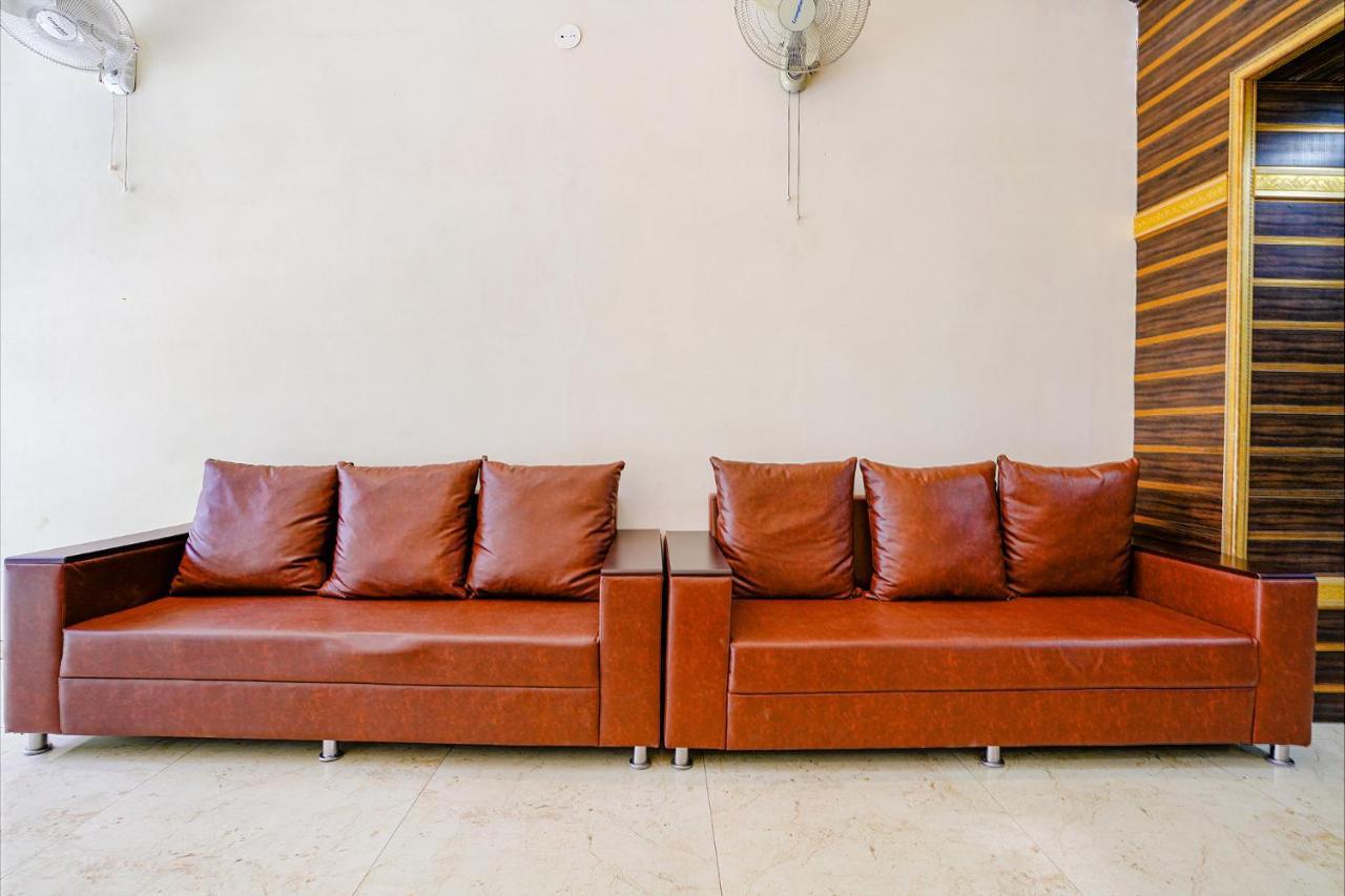 Fabhotel Ramjis Residency 나식 외부 사진