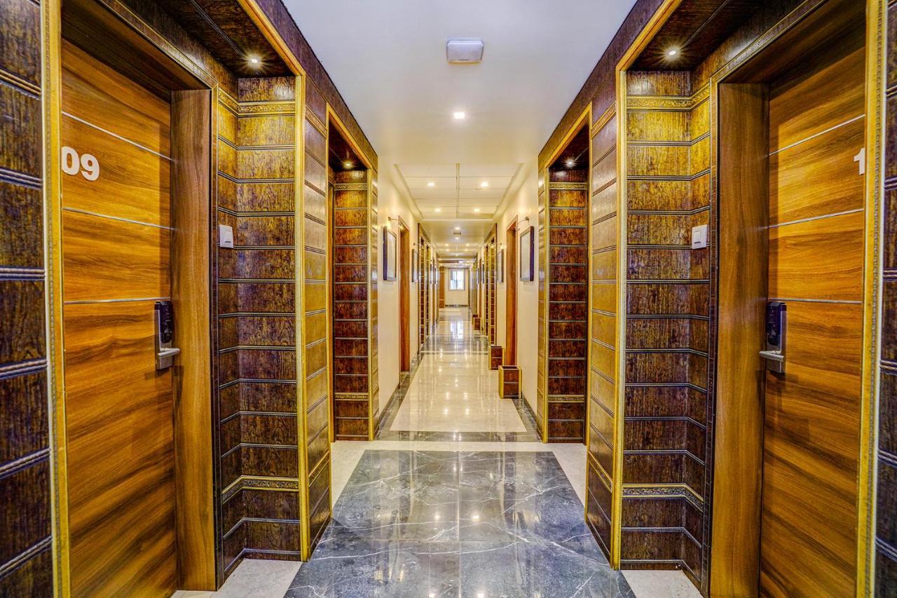 Fabhotel Ramjis Residency 나식 외부 사진